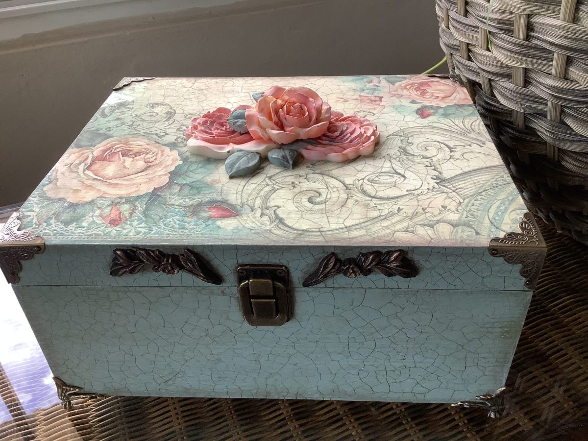 Large Rose Box
