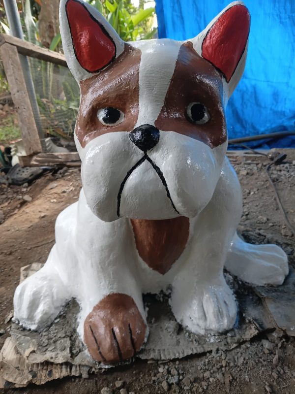https://hubhive.biz/wp-content/uploads/2026/08/Perro-de.cemento--rotated-e1787773451592-600x800.jpg